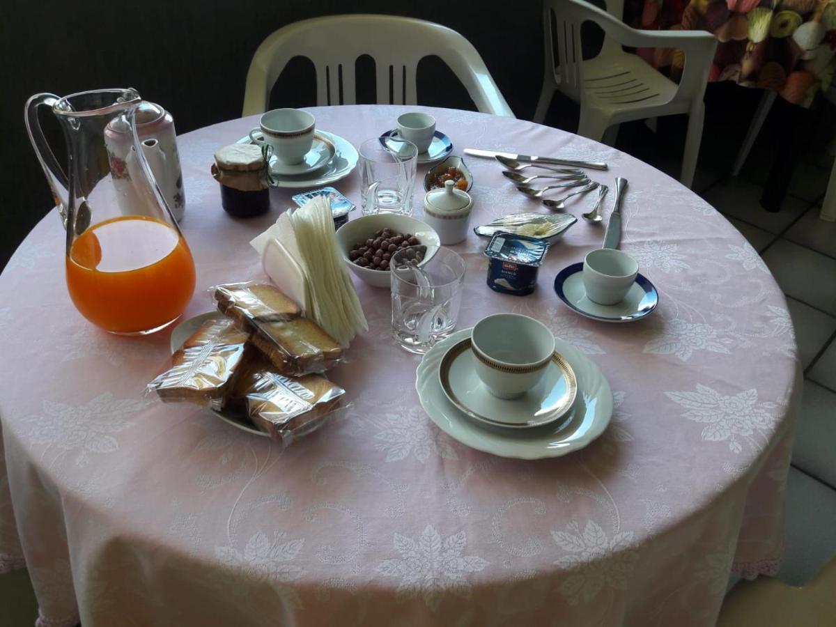 Bed And Breakfast Silvana Taranto Bagian luar foto