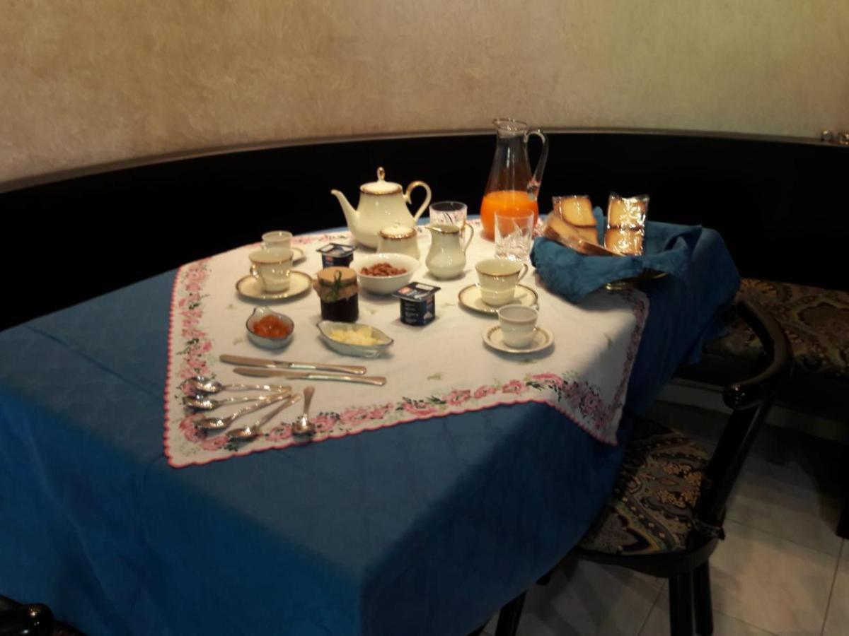 Bed And Breakfast Silvana Taranto Bagian luar foto